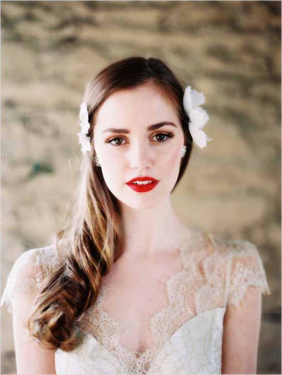 The most perfect bridal hairstyle with the bridal dress